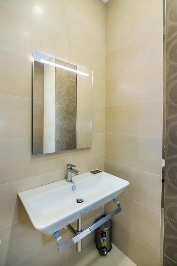 Lux Family Apartment In City Center Baku Exterior foto